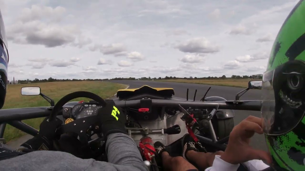 ARIEL ATOM VS NISSAN GTR VS LOTUS ELISE
