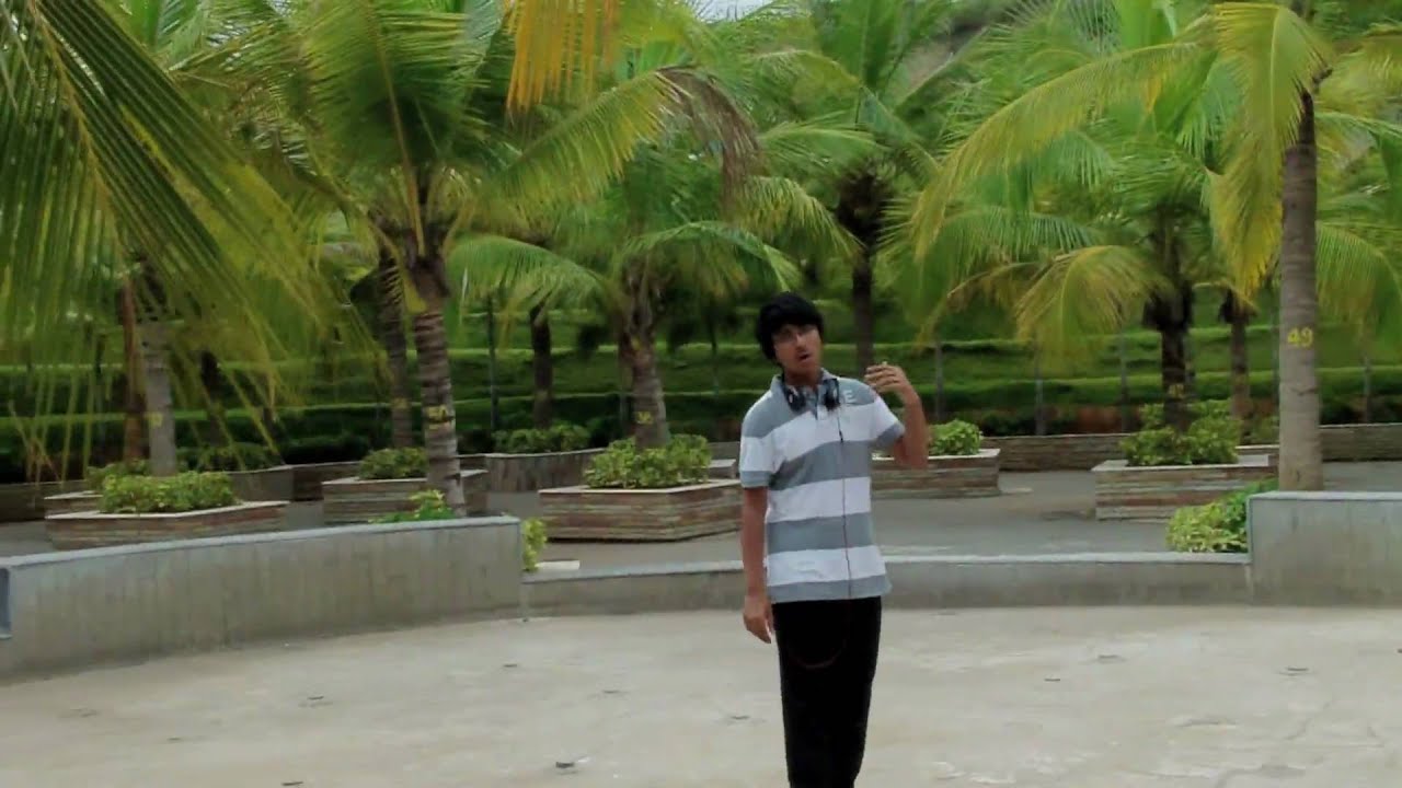 Katy Perry - California Gurls feat. Snoop Dogg Parody: Dudes From India