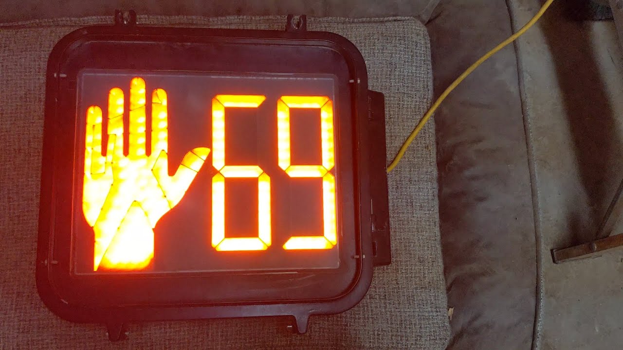 Programming Your Own Pedestrian Crossing Signal With COUNTDOWN!!!!