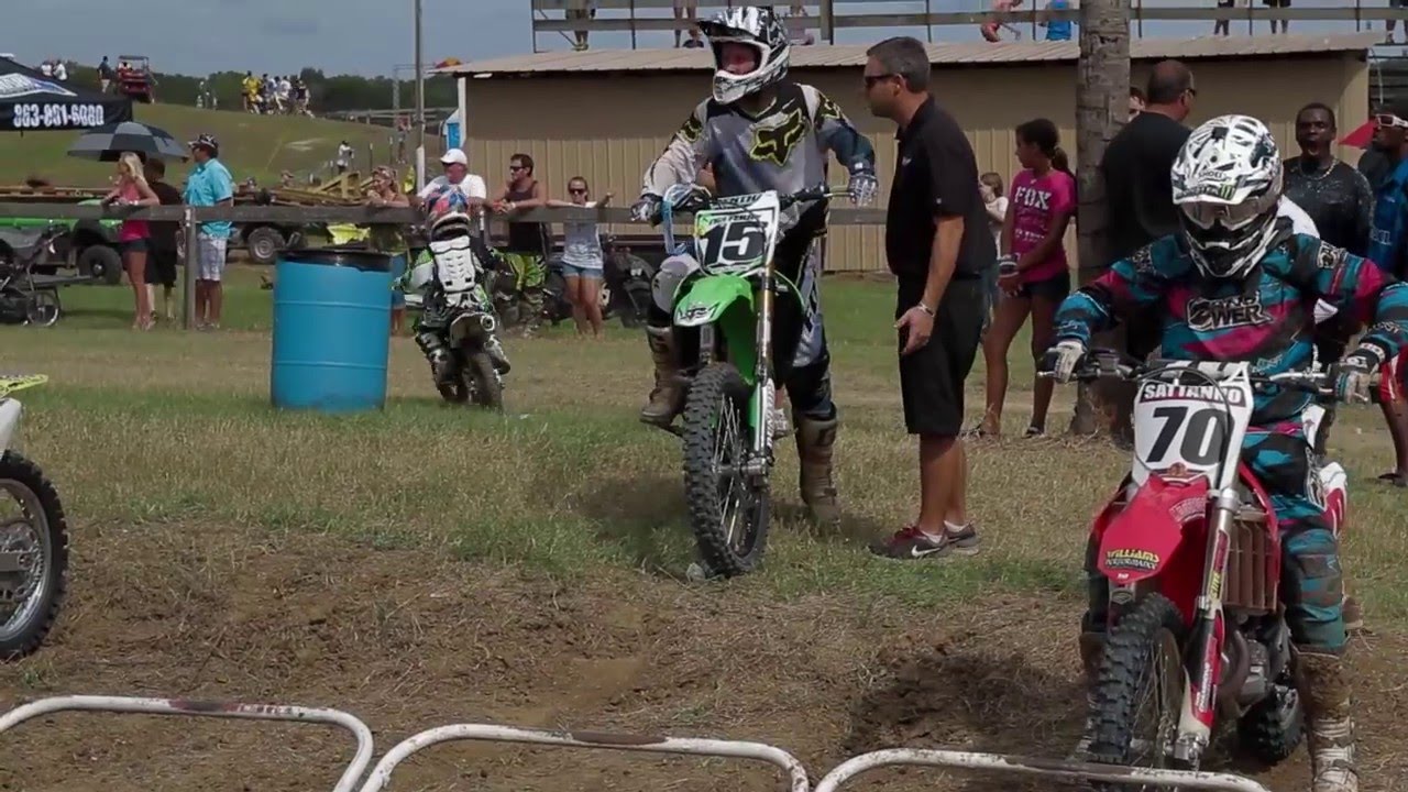 500cc's of Glory - Racing the CR500
