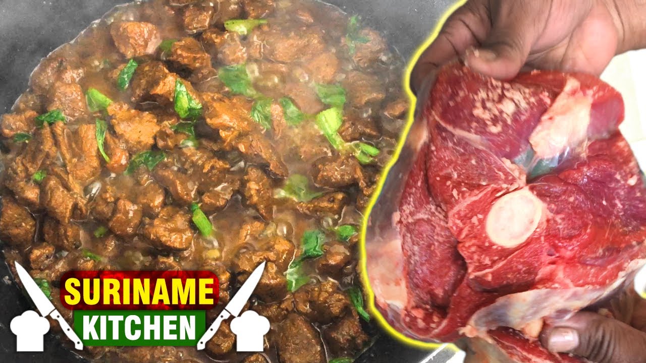 Surinaamse Vers Gesneden Geiten Vlees In Masala Kerrie | Fresh Cut Goat Meat In Masala Curry