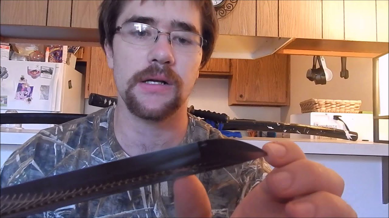 My first review. 1045 high carbon steel claytempered musashi sword by ten ryu