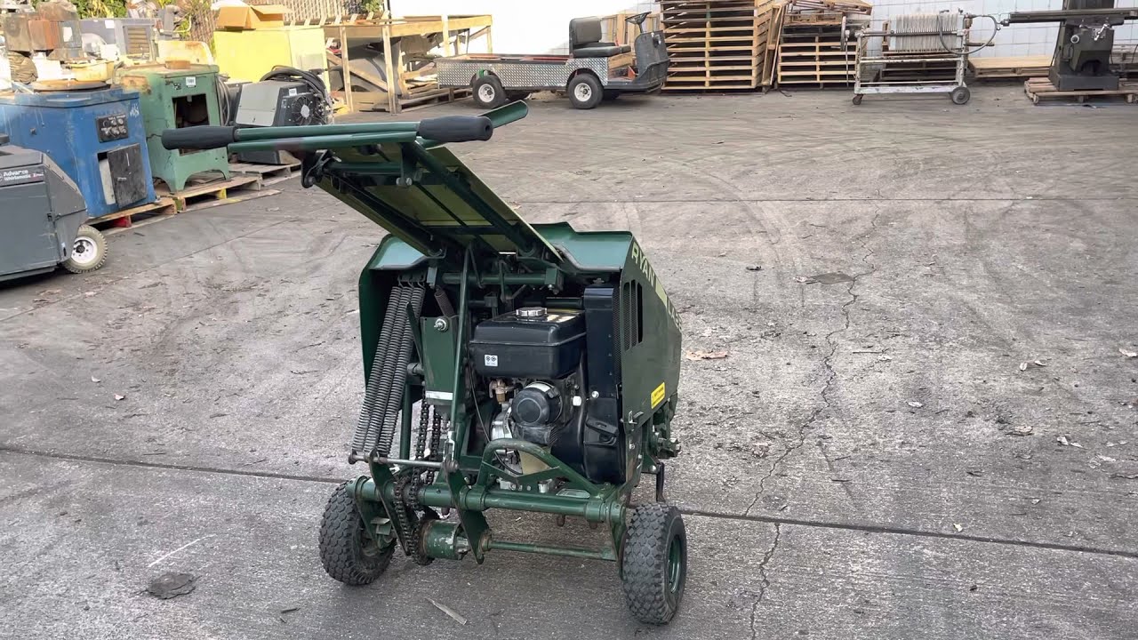 Ryan Lawnaire LA 28 Walk Behind Lawn Turf Core Aerator Plugger Robin Gas Engine
