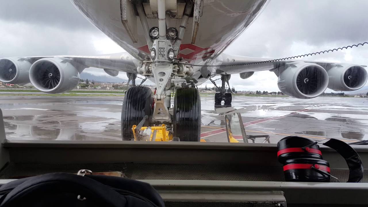 Cargolux Boeing 747-8F pushback and engine startup