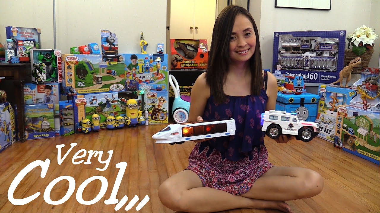 Toy Review Channel: Toy Cars! Mommy Rhea's Bump & Go Toys Playtime + An RC Tank!