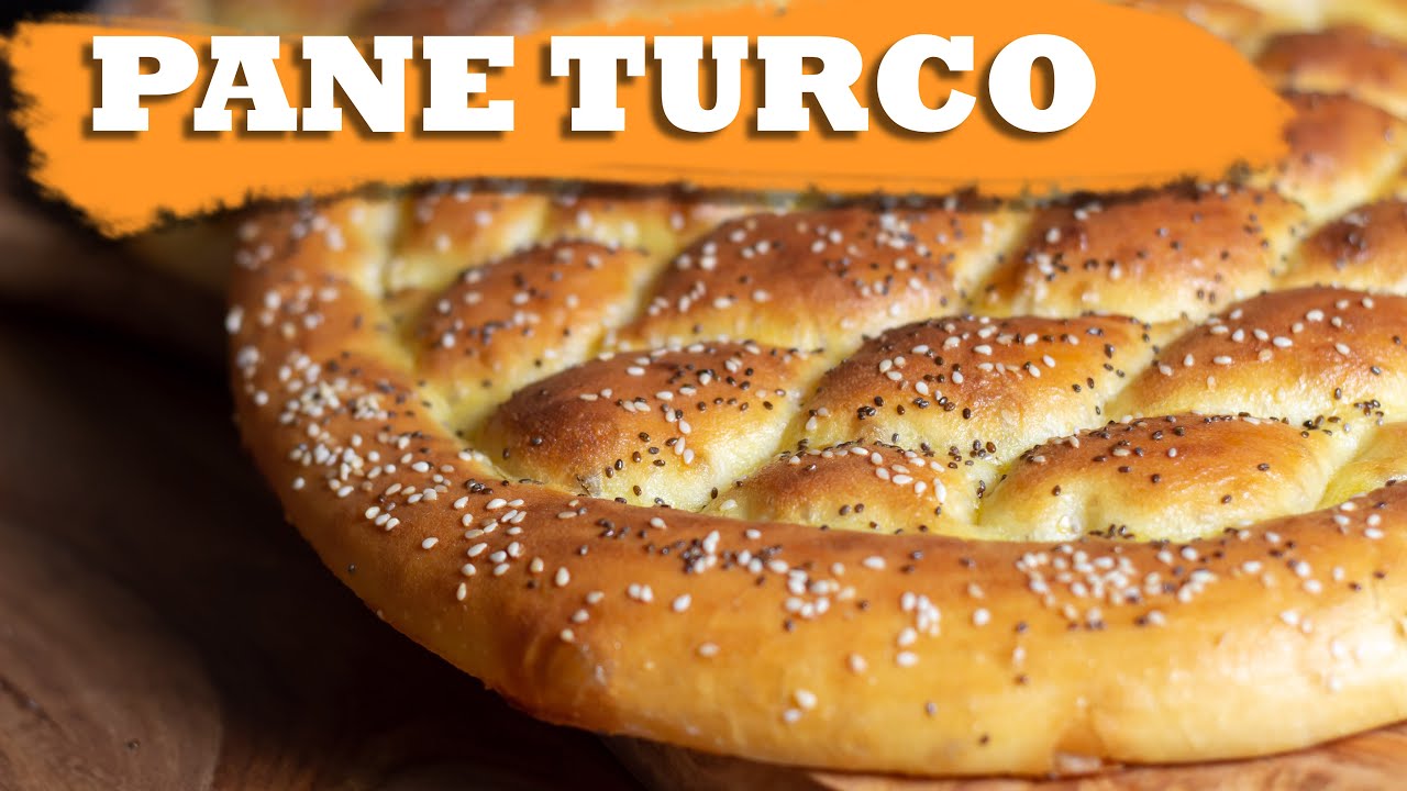 Pane turco.  Pane fatto in casa.