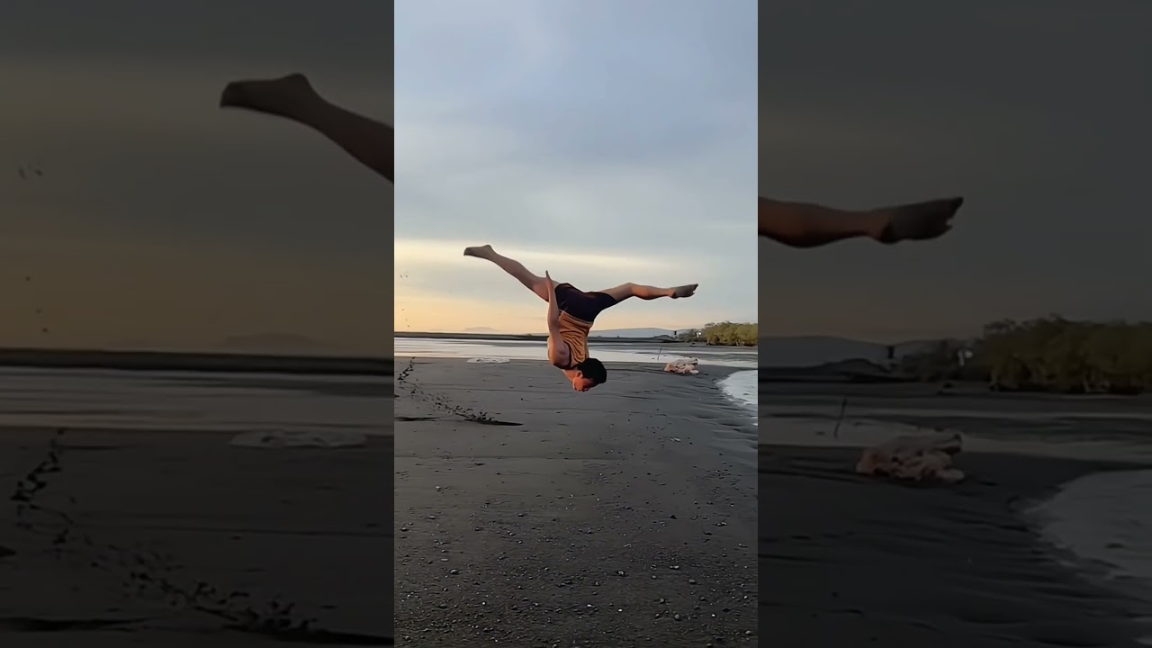 Serving you my front aerial! 🤟