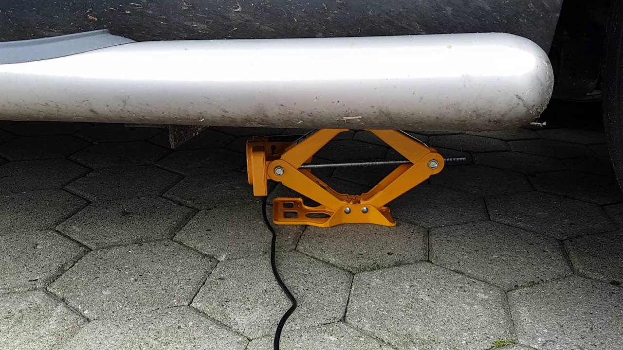 Elektrischer Wagenheber - Test am Chevrolet Captiva