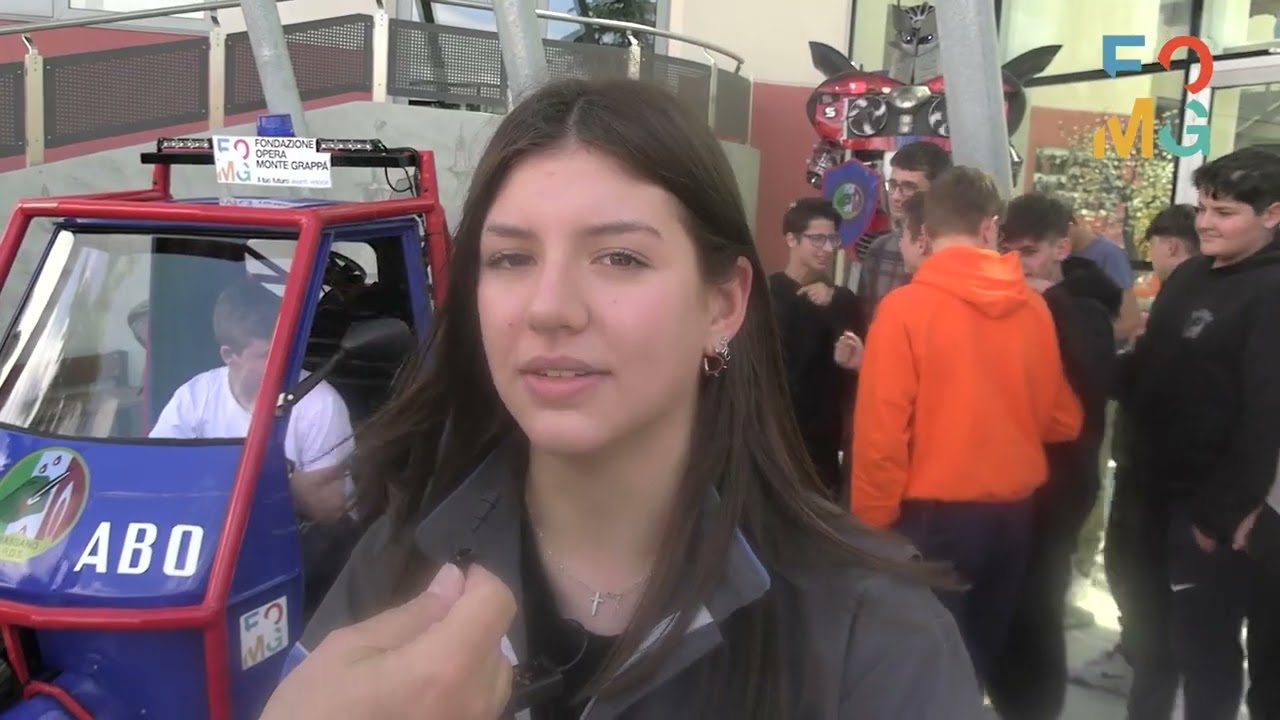 L'APE CAR DELLA SCUOLA FOMG VINCE AL PREMIO 
