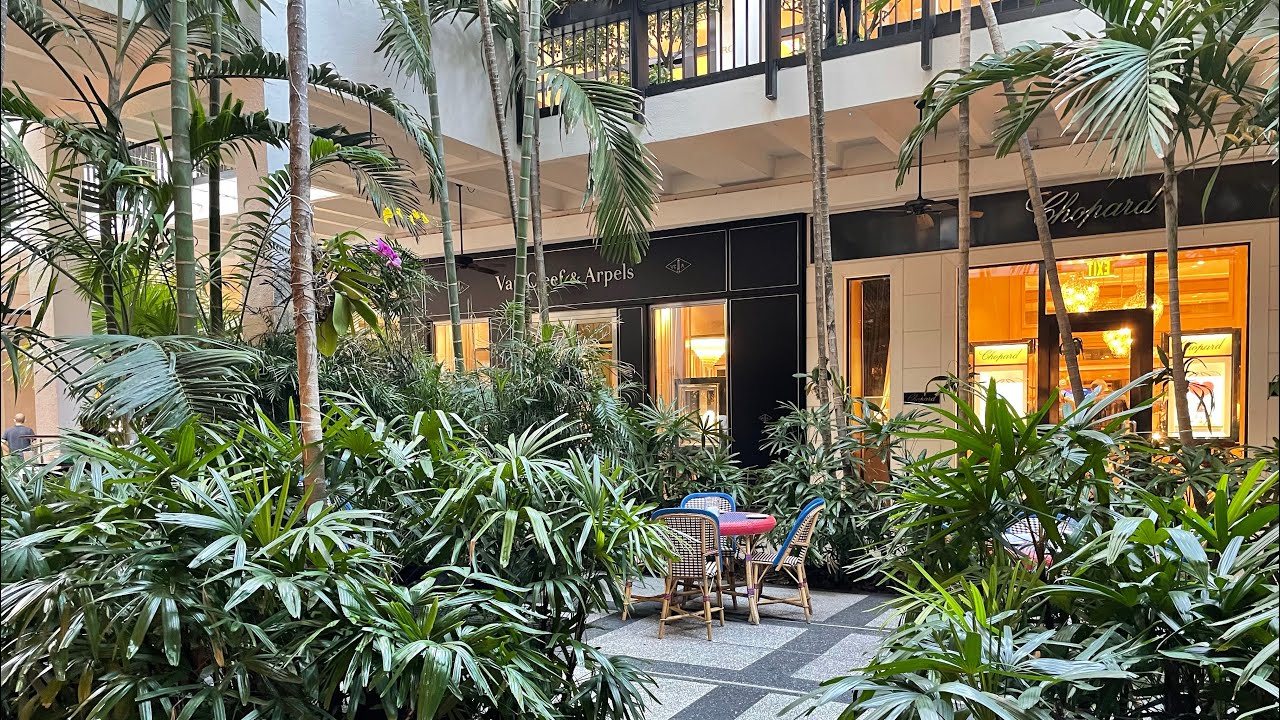 Come Luxury shopping with me in Bal Harbour  Miami Chanel,Tiffany & Co,Gucci,Amina Muaddi !