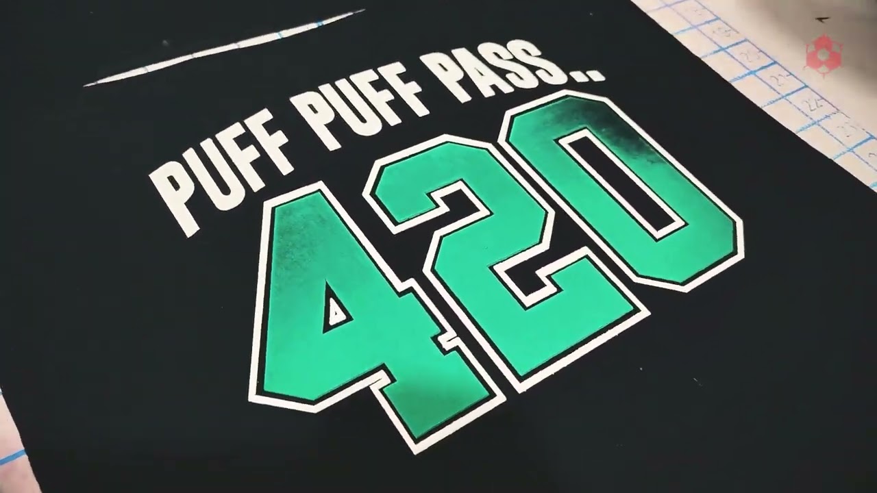 09 - Book G&ecirc;nesis - Estampa Puff Puff Pass 420 - Plastisol Stamp Puff