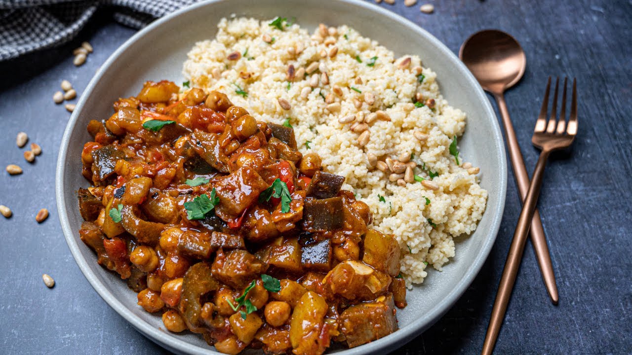 Moroccan Aubergine and Chickpea Tagine (Vegan)