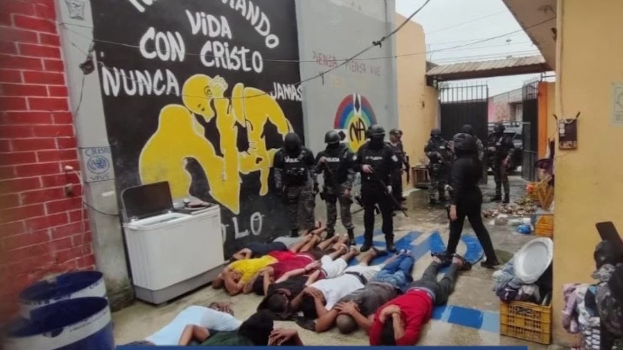 Operativo policial detiene a 23 personas en El Triunfo