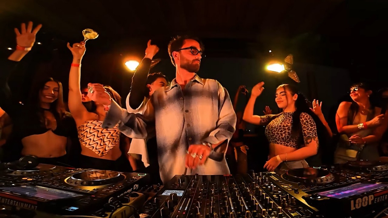 Afro House Mix in Medellin Colombia by Spijker (Francis Mercier, &friends, Keinemusik, Notre Dame)