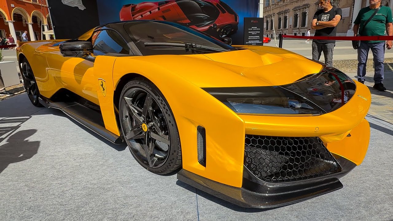 NEW FERRARI F80 2026 AT CARSHOW IN ITALY