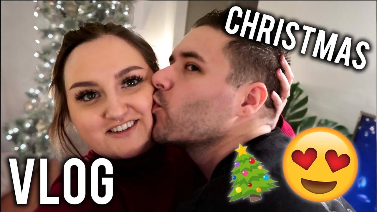 ITS CHRISTMAS TIME! | CHATTY VLOG | CHRISTMAS DECOR, FASHION NOVA HAUL? SPONSORSHIPS