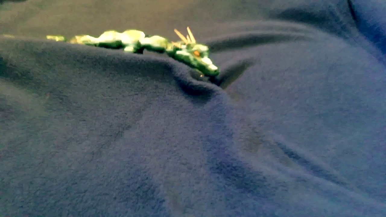 Godzilla vs manda (stop motion animated fight)