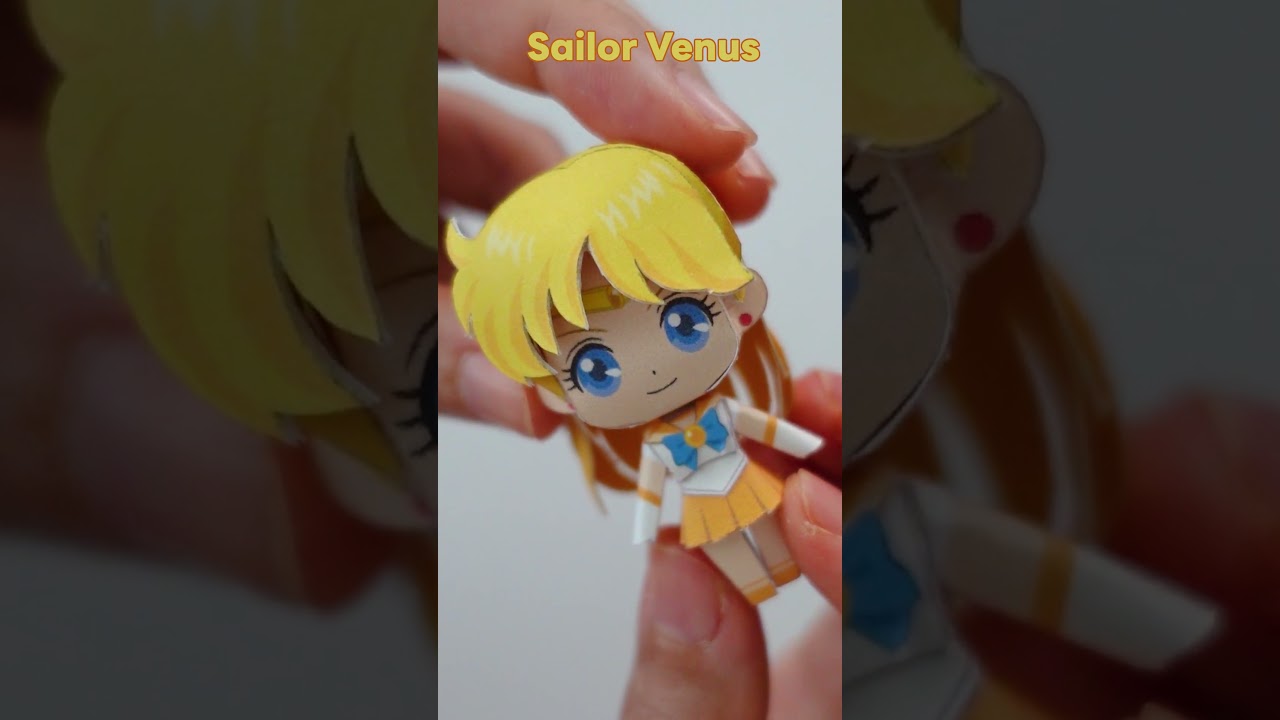 Sailor Venus papercraft