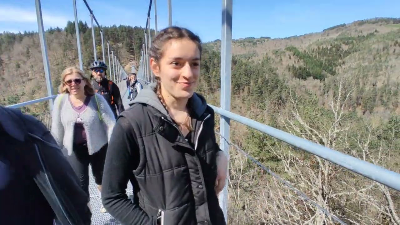 Passerelle himalayenne entre Grazac et Saint-Maurice-de-Lignon