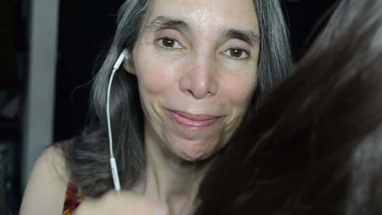 ASMR CEPILLANDO TU CABELLO