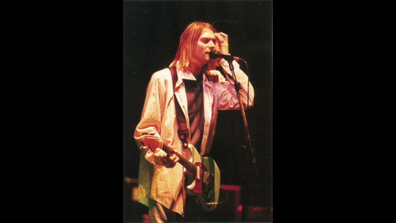 Nirvana - The Man Who Sold The World (Remixed) Live, Le Zénith, Paris, FR 1994 February 14