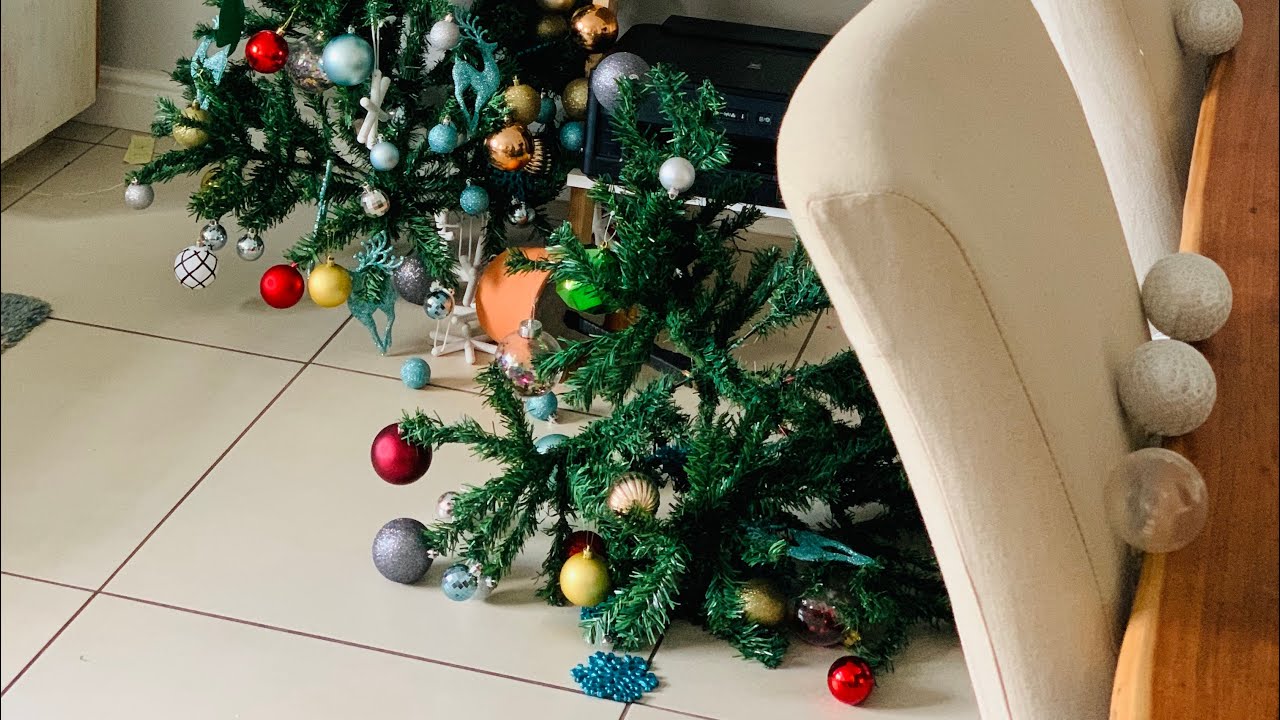 Kwamatokazi Christmas Tree EPIC FAIL throwback