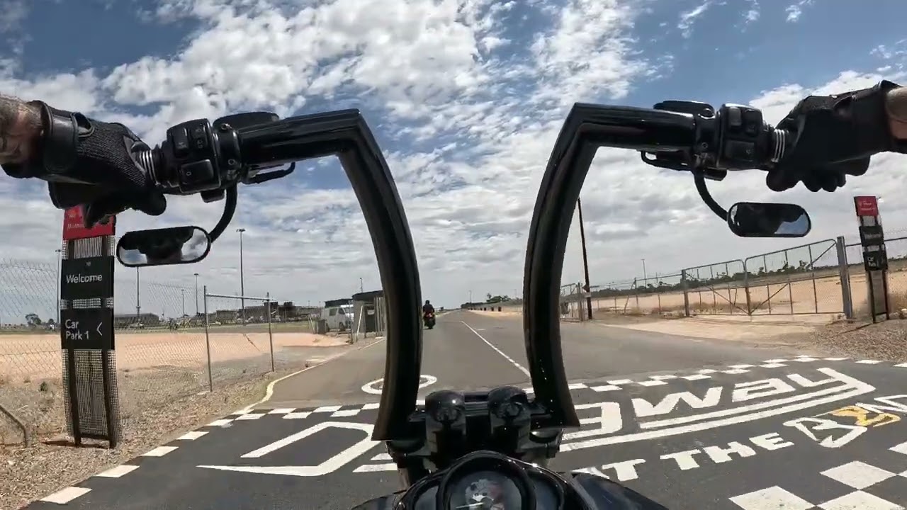 Race ya mates at Tailem bend 