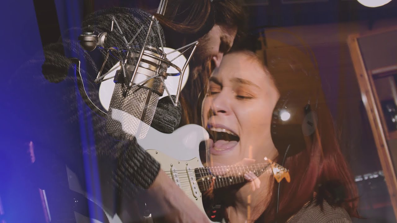 Jessie Lee & The Alchemists - 