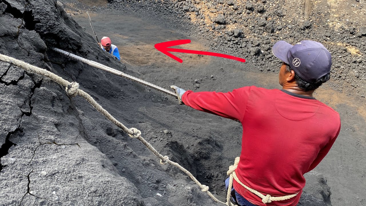 I was near him and he was very good at digging cliffs