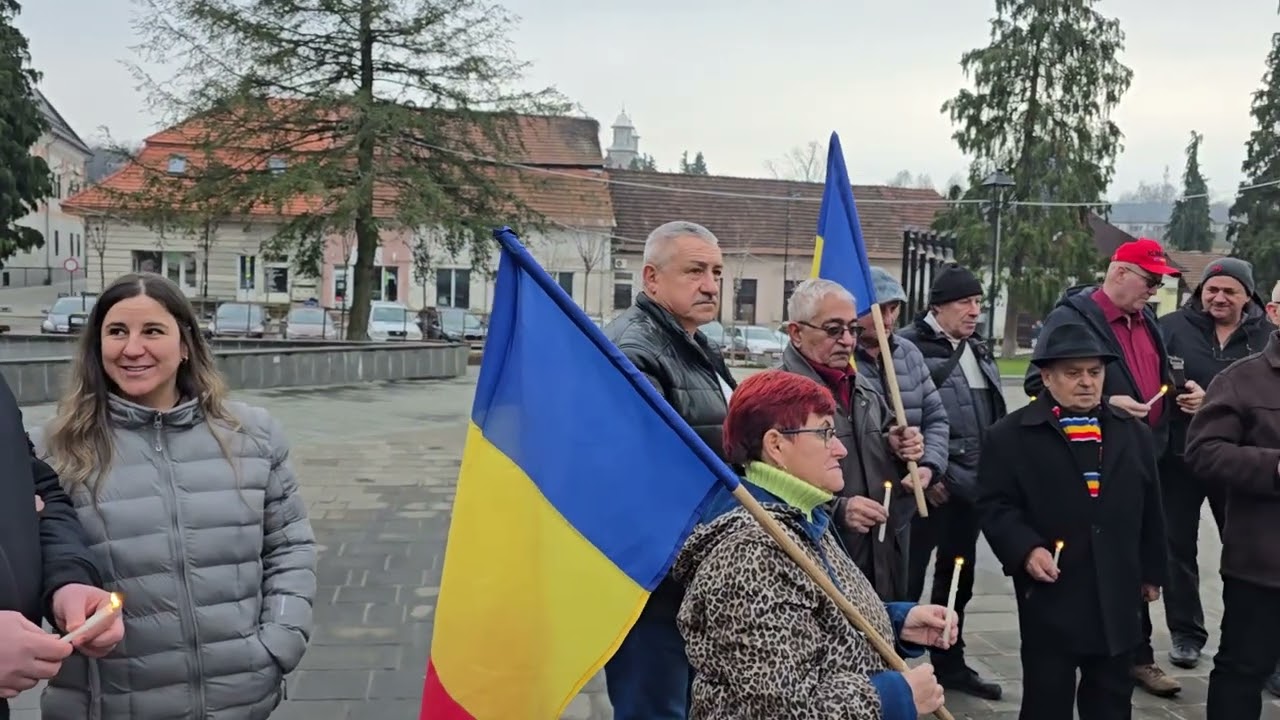 AUR Baia Sprie a depus o coroană de flori și lum&acirc;nări pentru ostașii Revoluției din 1989