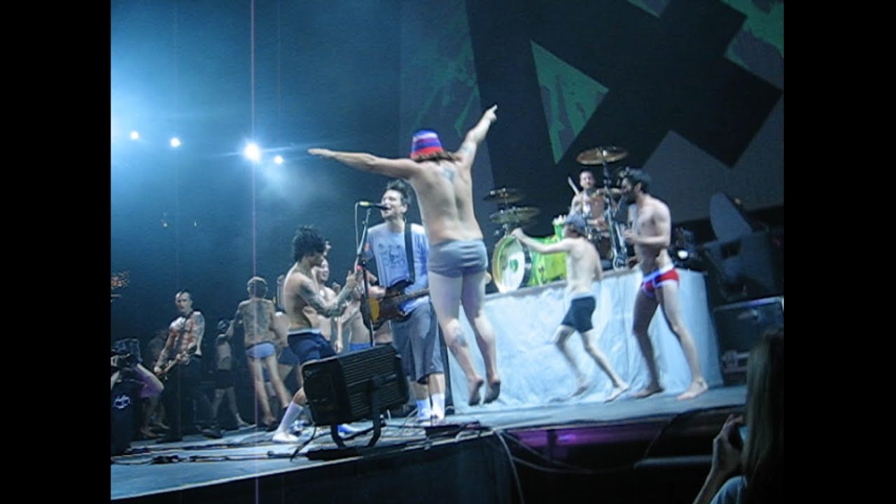 +44 - Dammit (Blink 182 Cover) - Live 2007