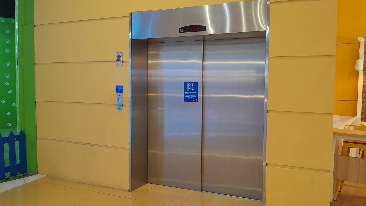 Hyundai Elevator (Passenger 1) @ SM City Baliwag.