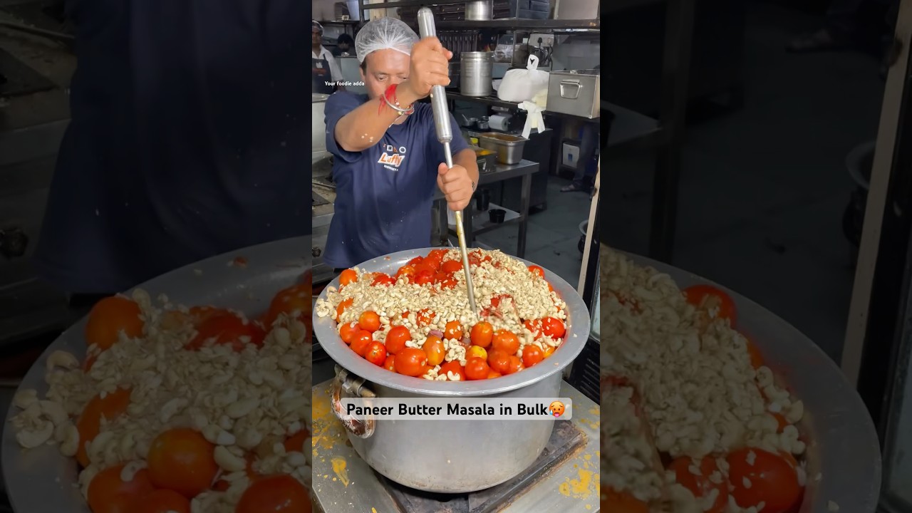 Paneer butter masala in bulk making😱#shorts #streetfood #paneer #recipe #reels #viralvideo #food