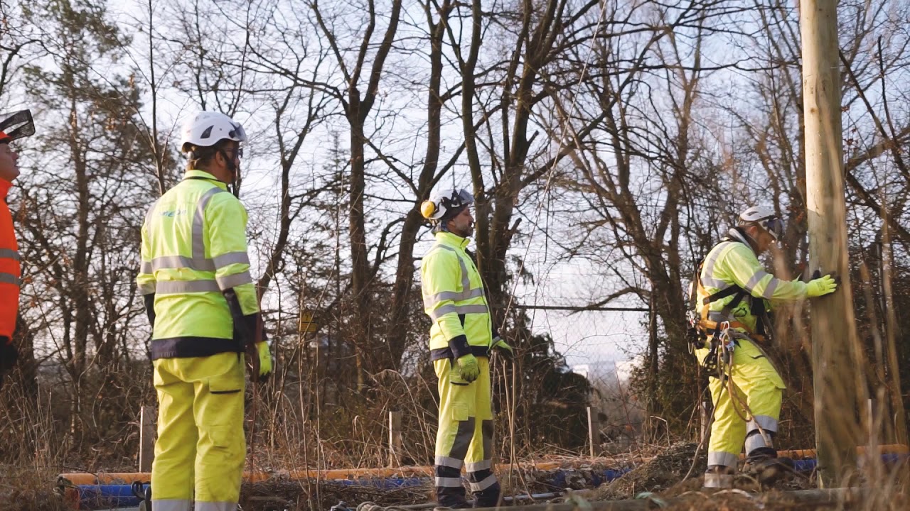Stuttgart Netze im Einsatz: Masttausch
