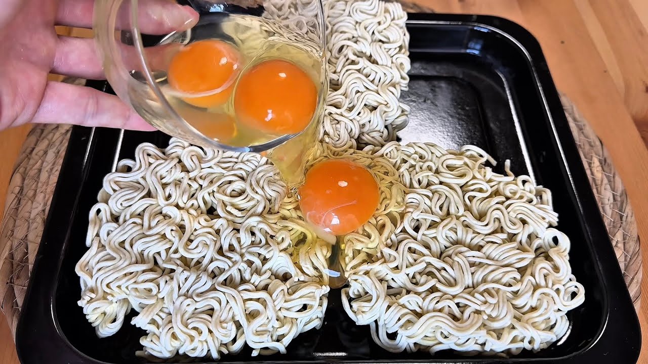 Don't boil or fry instant noodles! This new recipe with eggs will surprise you 100%!