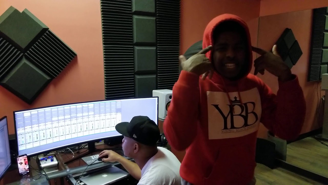 YBB PRODUCTIONS STUDIO,LIVE SESSION WITH MONEWAY DEE(TRUEBLEEDA)