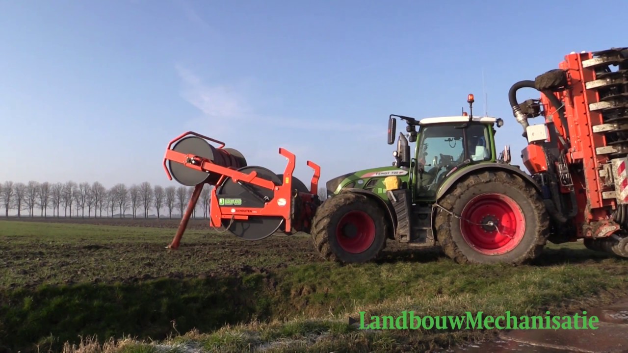 Sleepslangen in de polder