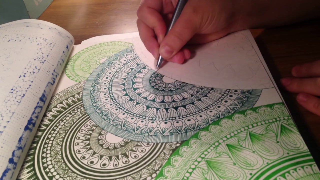 GREEN MANDALAS - Staedtler Triplus Fineliner