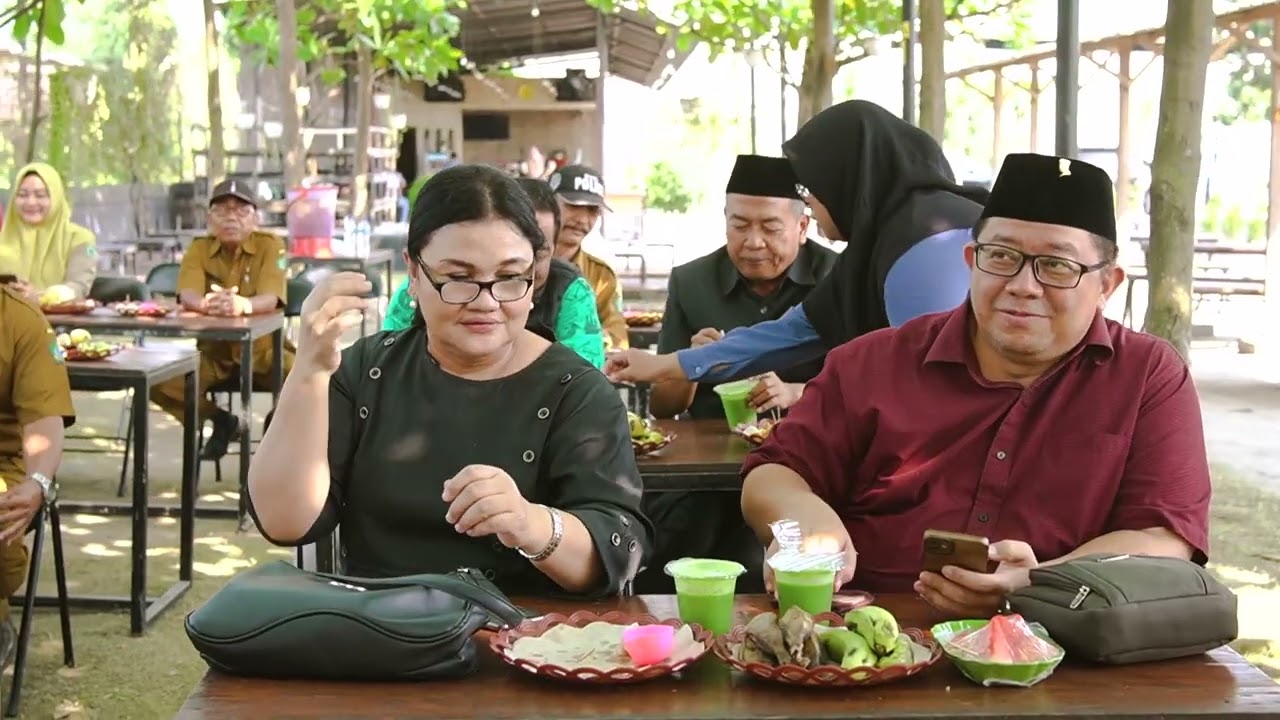 KUNJUNGAN KOMISI A DPRD JAWA TIMUR KE BUMDESA SEJAHTERA PONOKAWAN