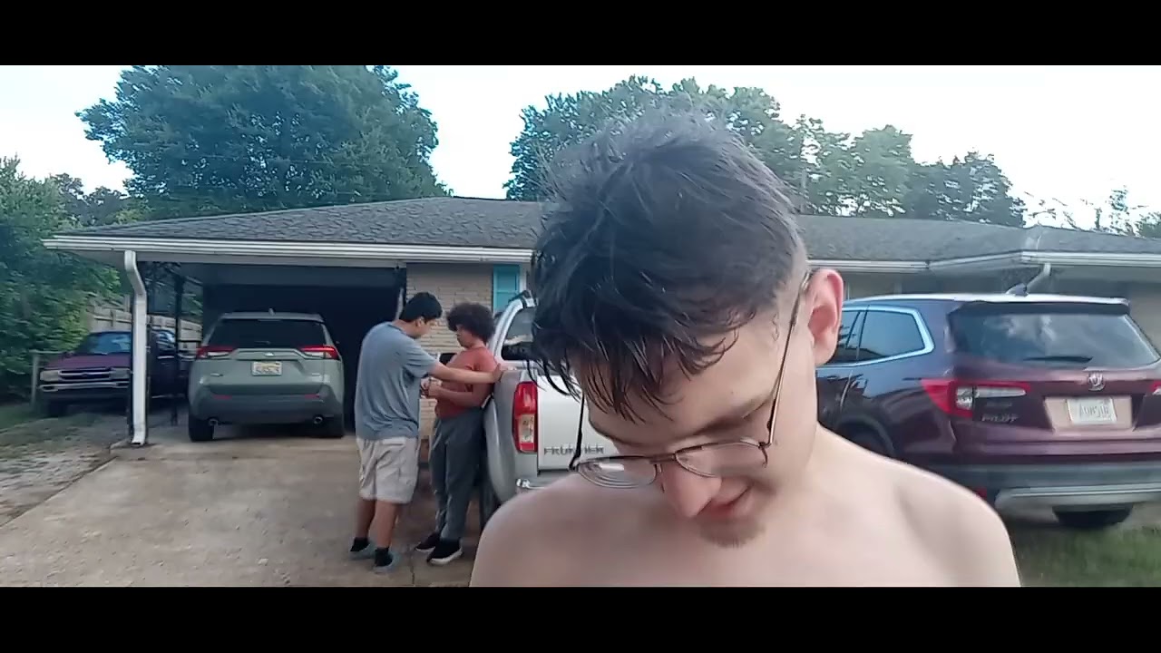 Day 1 of using a Tripod with Mcfly and Nightfury BTS Evil Neighborhood 