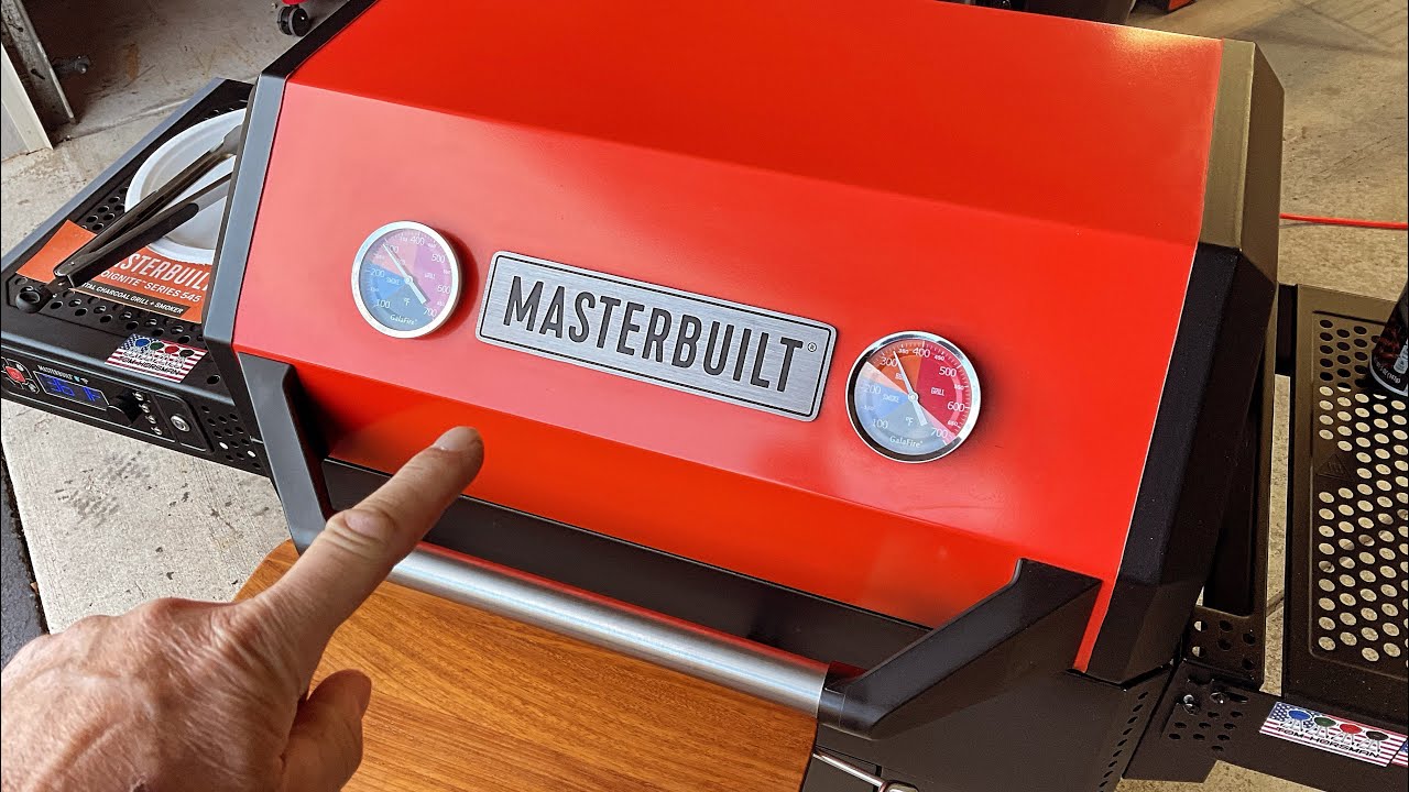 Smoked and Seared Burgers on The Same Grill? / Masterbuilt Autoignite 545 Charcoal Smoker-Grill!
