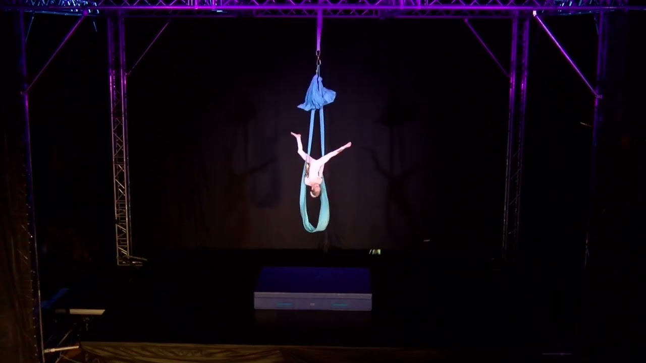 Gaudíková Vanessa 3 místo Winter Cup 2026 AERIAL FREESTYLE KIDS