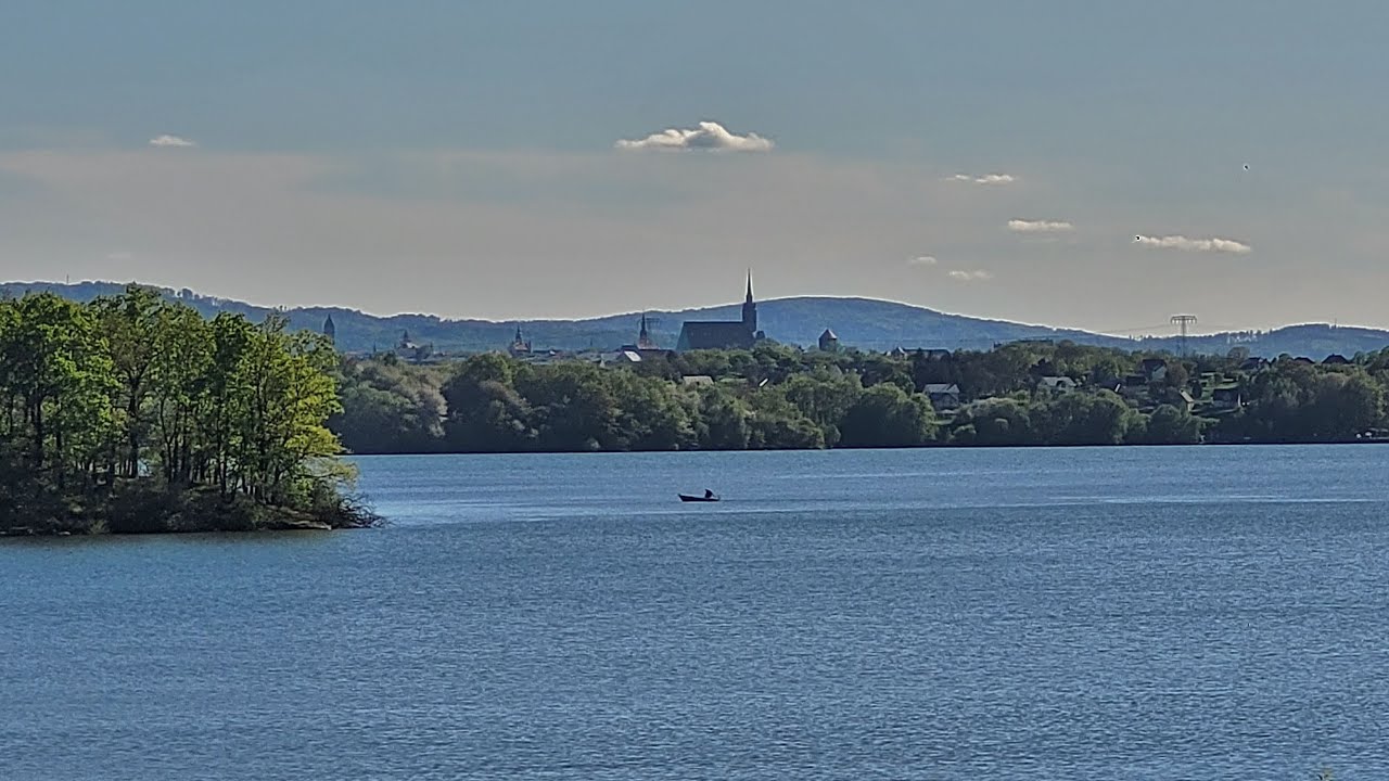 Auf der kleinen Staumauer der Talsperre Bautzen am 26.04.2025