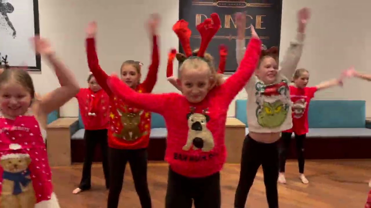 Marcella van Altena - Kerstvideo - Pop-Show-Musical