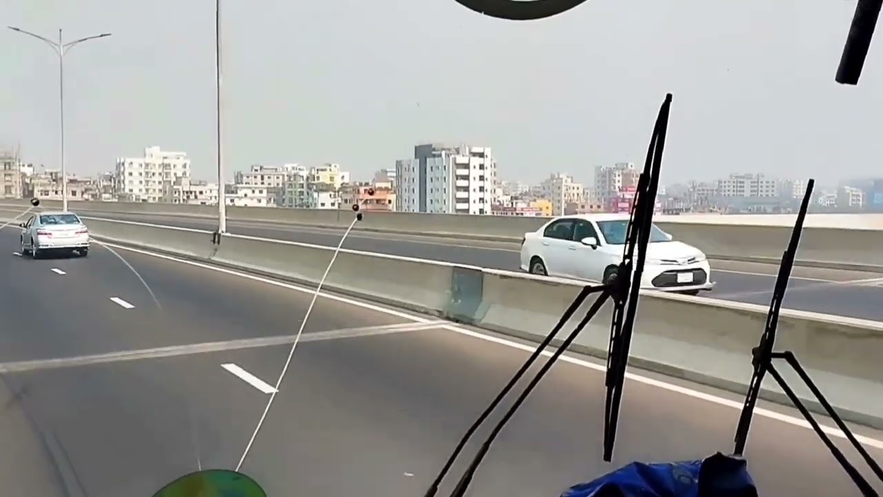 ঢাকা মহাখালী থেকে নওগাঁর উদ্দেশ্যে রওনা দিয়েছি।।।