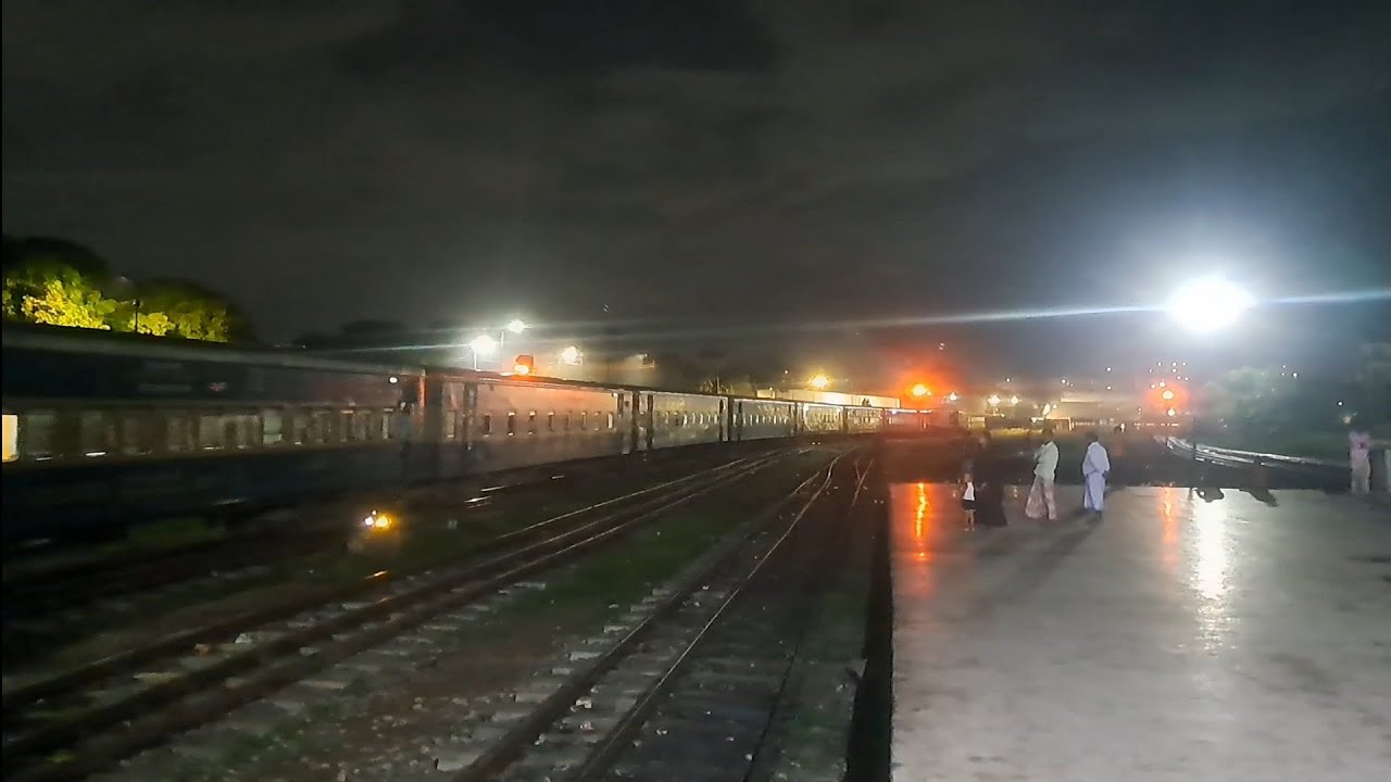 হাওড় এক্সপ্রেস ঢাকা ছেড়ে যায়।Dhaka to Mohanganj Hawr express।Bangladesh Railway।