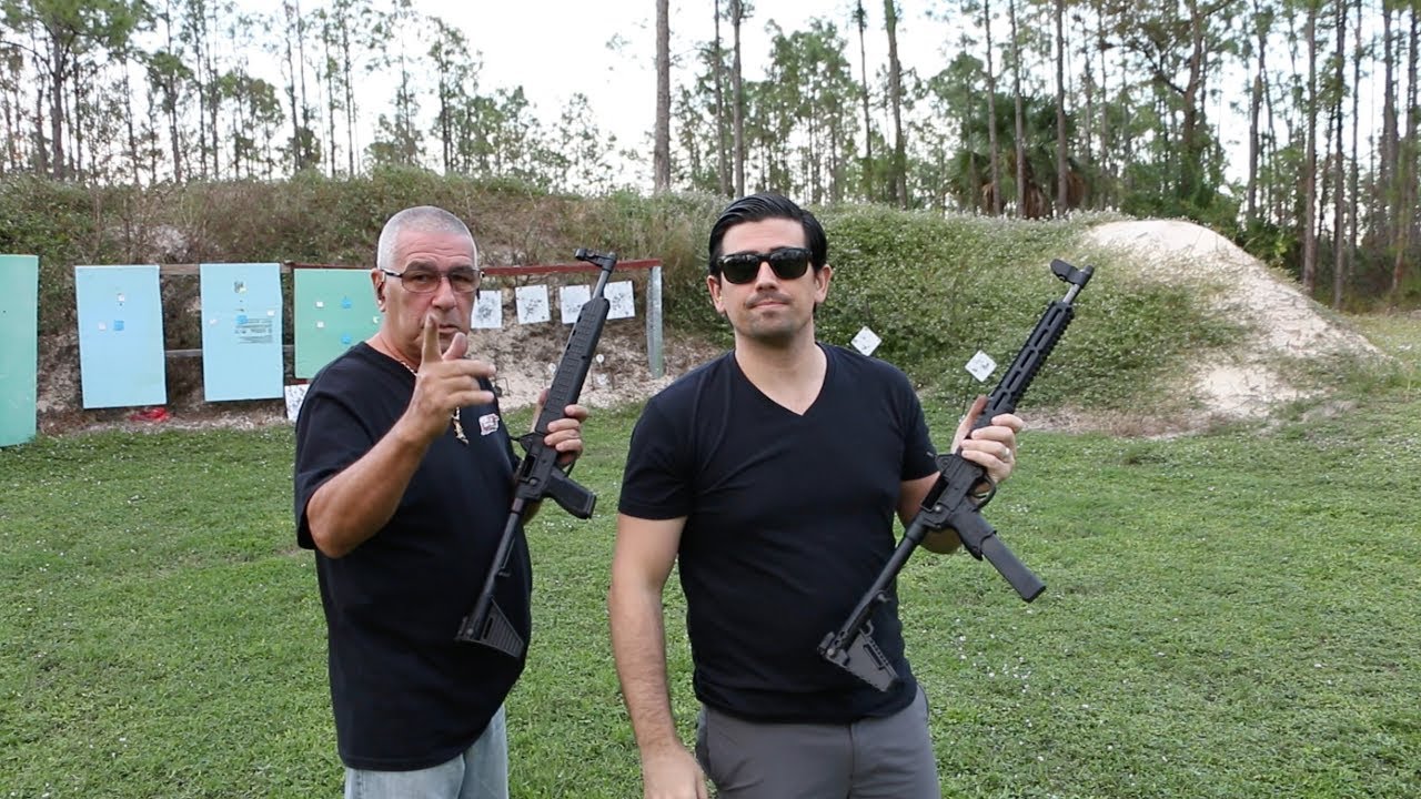 Disparando Kel-tec Sub 2000 9mm y Calibre .40
