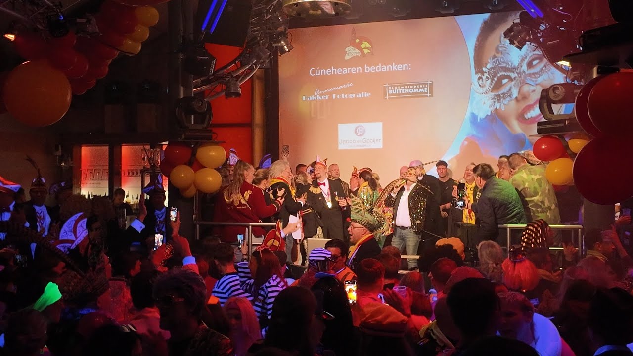 Zo zag 2 dagen Carnaval van de Cúnehearen uit Rhenen (Grebbehol) er uit.