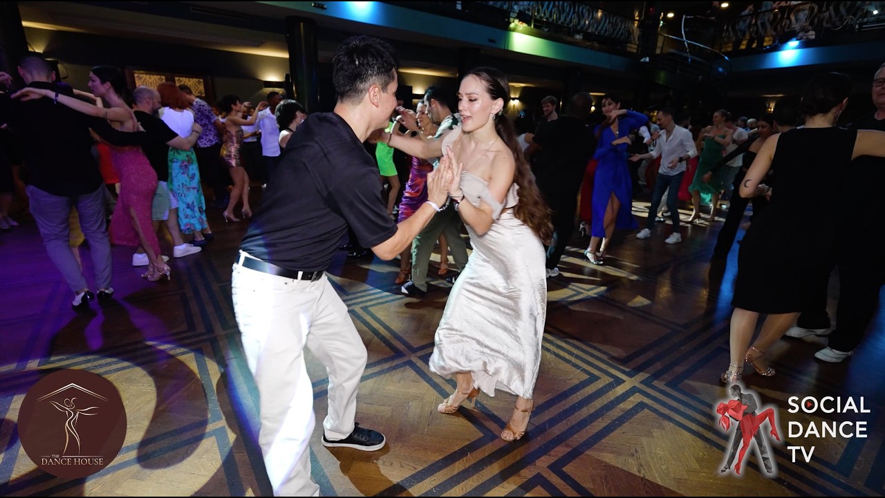 Jemis & Natasha - Salsa Social Dancing ⭐ Back 2 Mambo ⭐