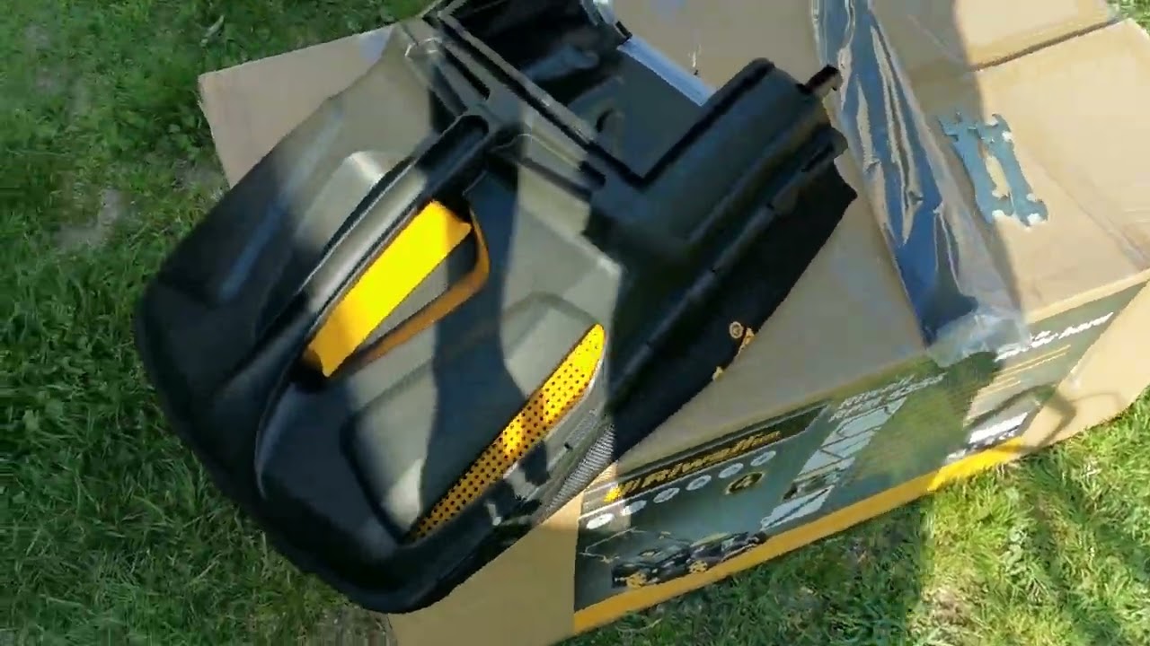 Riwall Pro 5355 4inOne fűnyíró